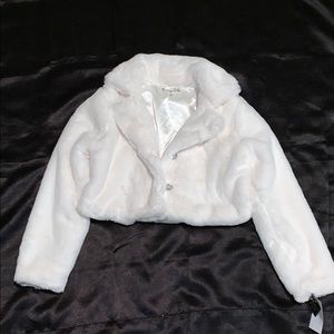 NWT LGirls Size 12 White Faux Fur Jacket